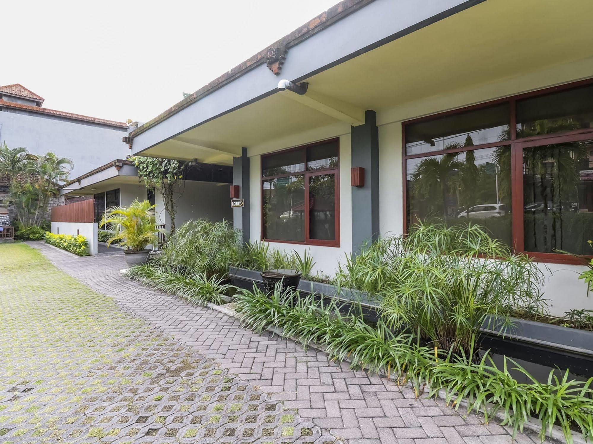 The Yani Hotel Bali Pesanggaran Екстер'єр фото