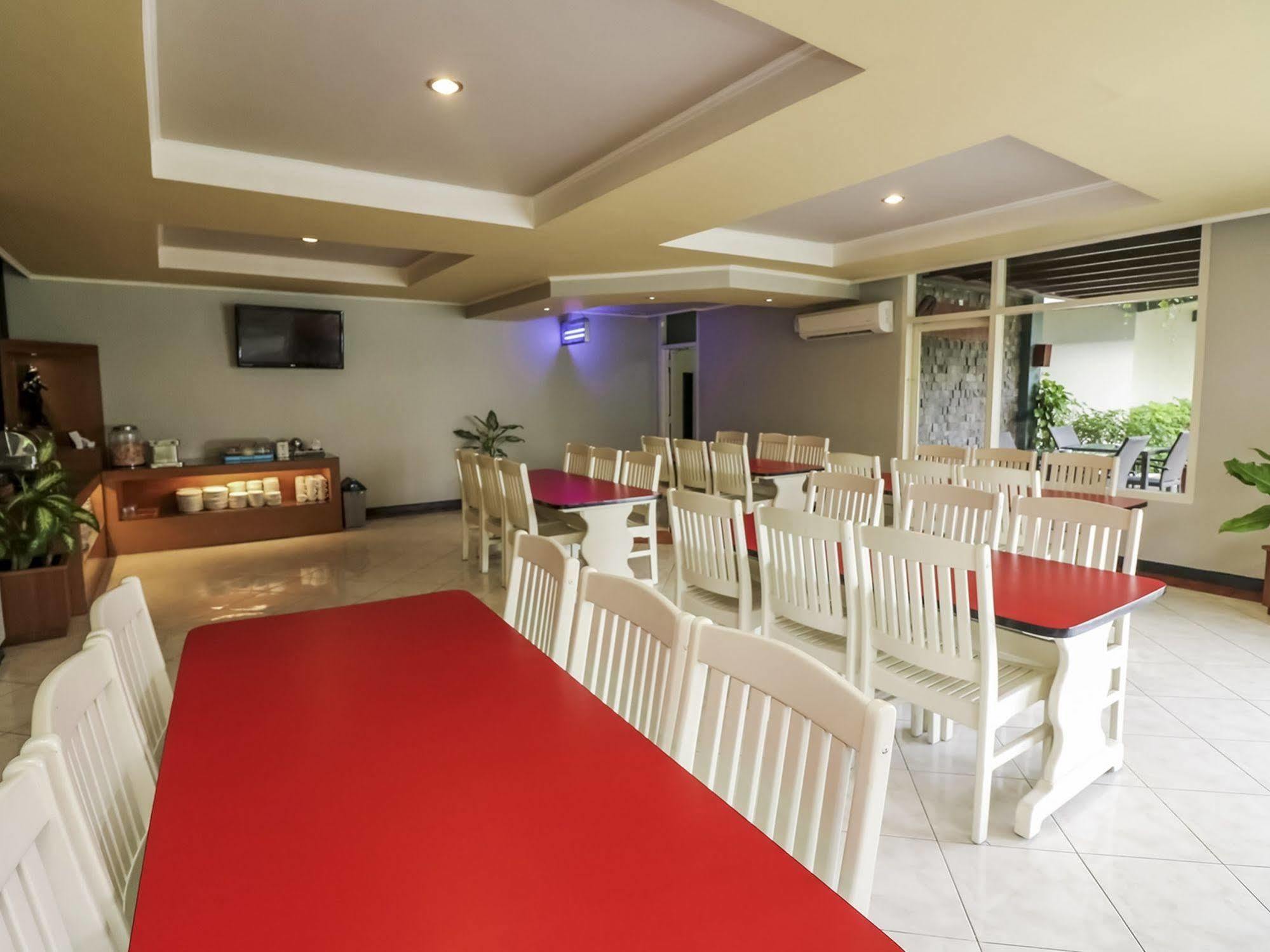 The Yani Hotel Bali Pesanggaran Екстер'єр фото