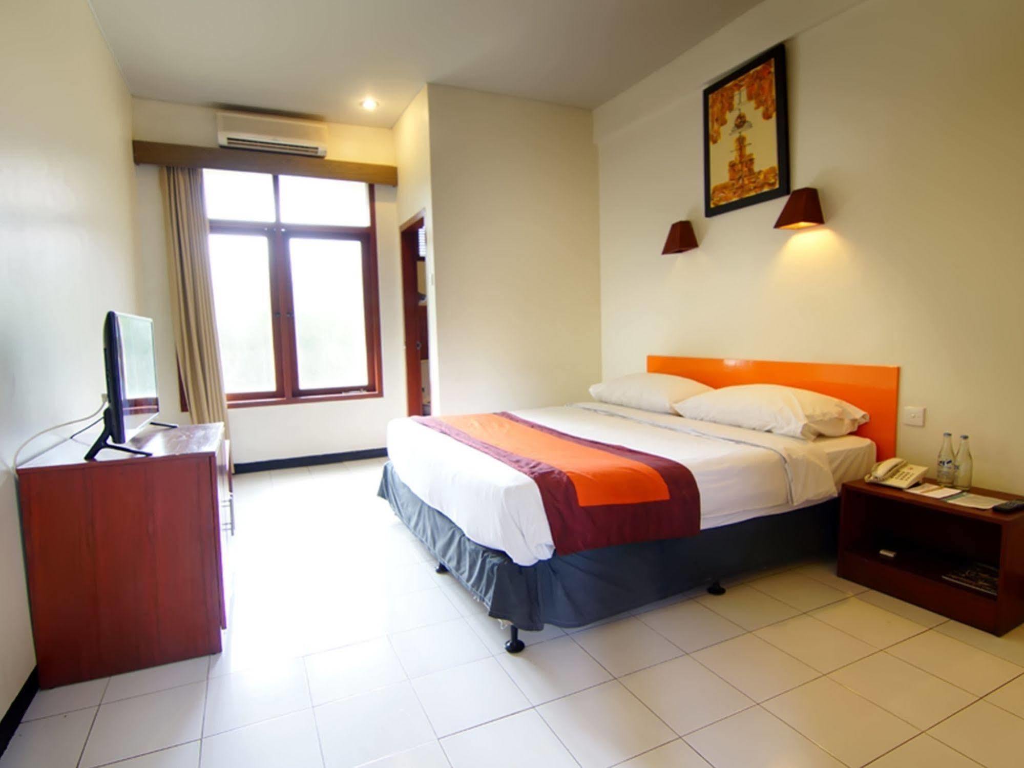 The Yani Hotel Bali Pesanggaran Екстер'єр фото